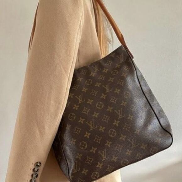 Louis Vuitton Handbags - ⭐🔥AUTHENTIC🔥⭐Authentic Louis Vuitton Looping GM Monogram